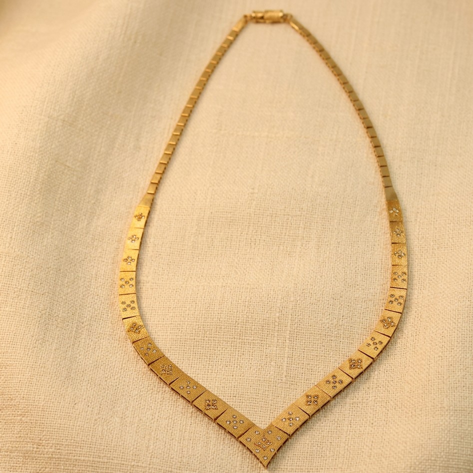 ROBERTO MATT NECKLACE
